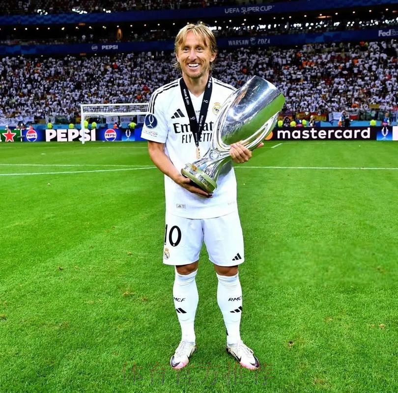 卡尔德隆:在皇马赢球是义务 齐达内会继续执教球队 卡尔德隆:在皇马赢球是义务 齐达内会继续执教球队